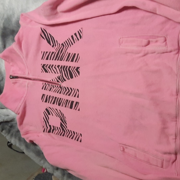 Vintage Pink 3/4 zipper pockets in front - Picture 2 of 7